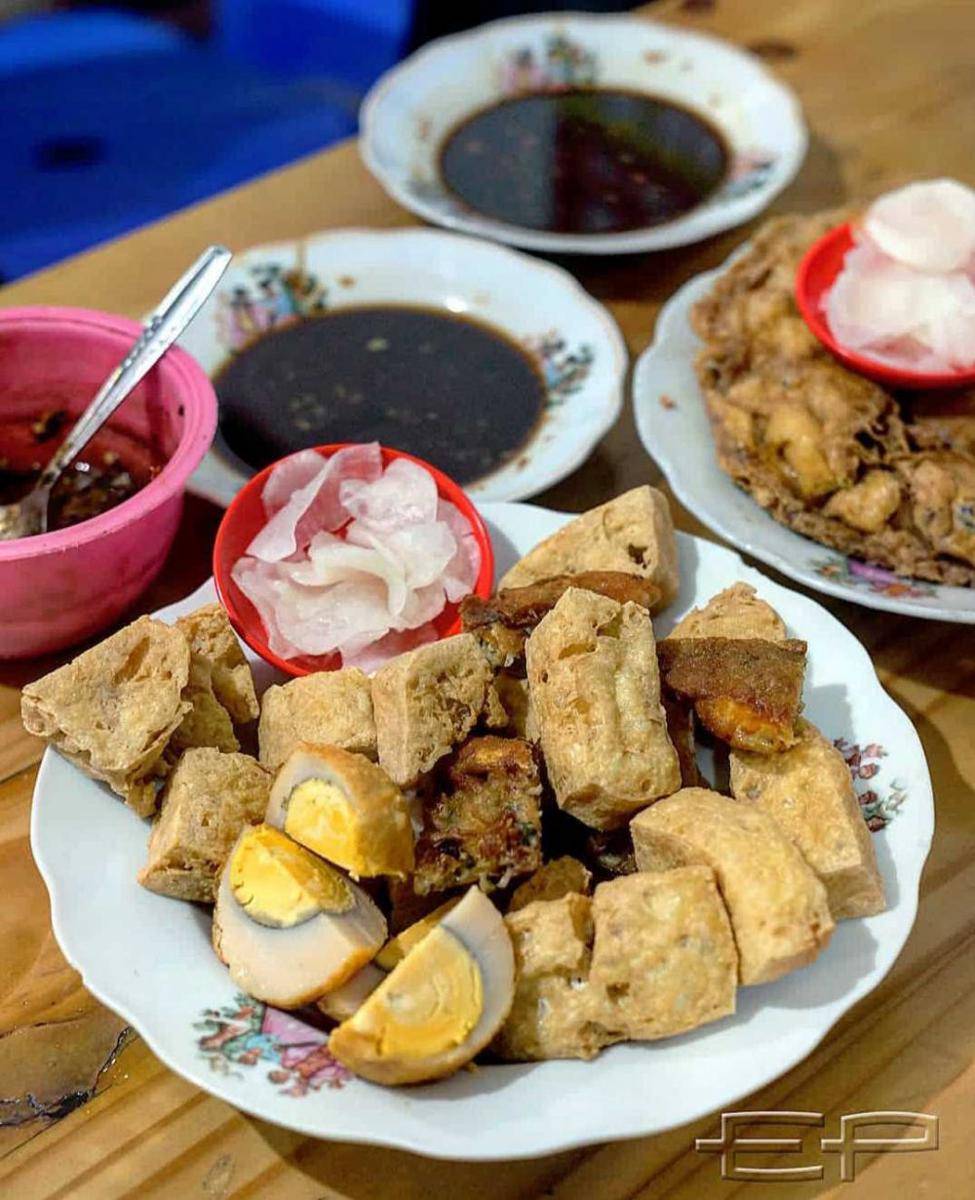Tahu pong (instagram.com/e_ndro)
