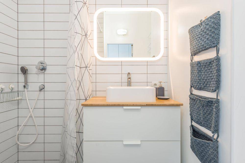 ilustrasi kamar mandi hotel (Pexels.com/Max Vakhtbovych)