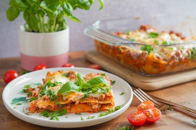 ilustrasi lasagna (Unsplash.com/Karolina Kołodziejczak)