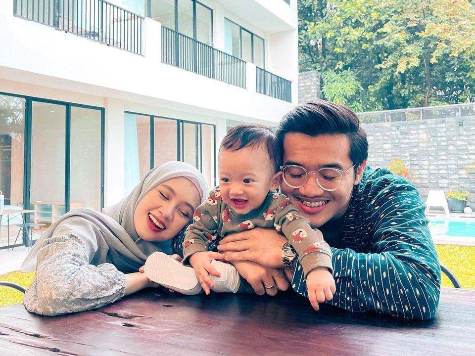 keluarga Wayan Ixora (instagram.com/adindaamiraa)