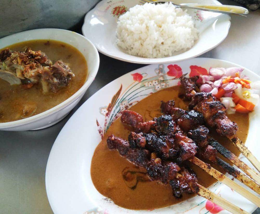 Sate dan Gule Cak Wit, Surabaya (instagram.com/sategulecakwit)