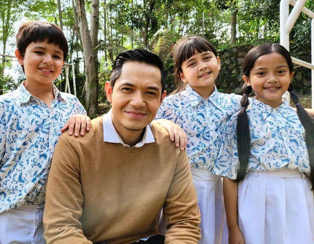 Dude Harlino dan pemain sinetron Cinta Amara (instagram.com/dude2harlino)