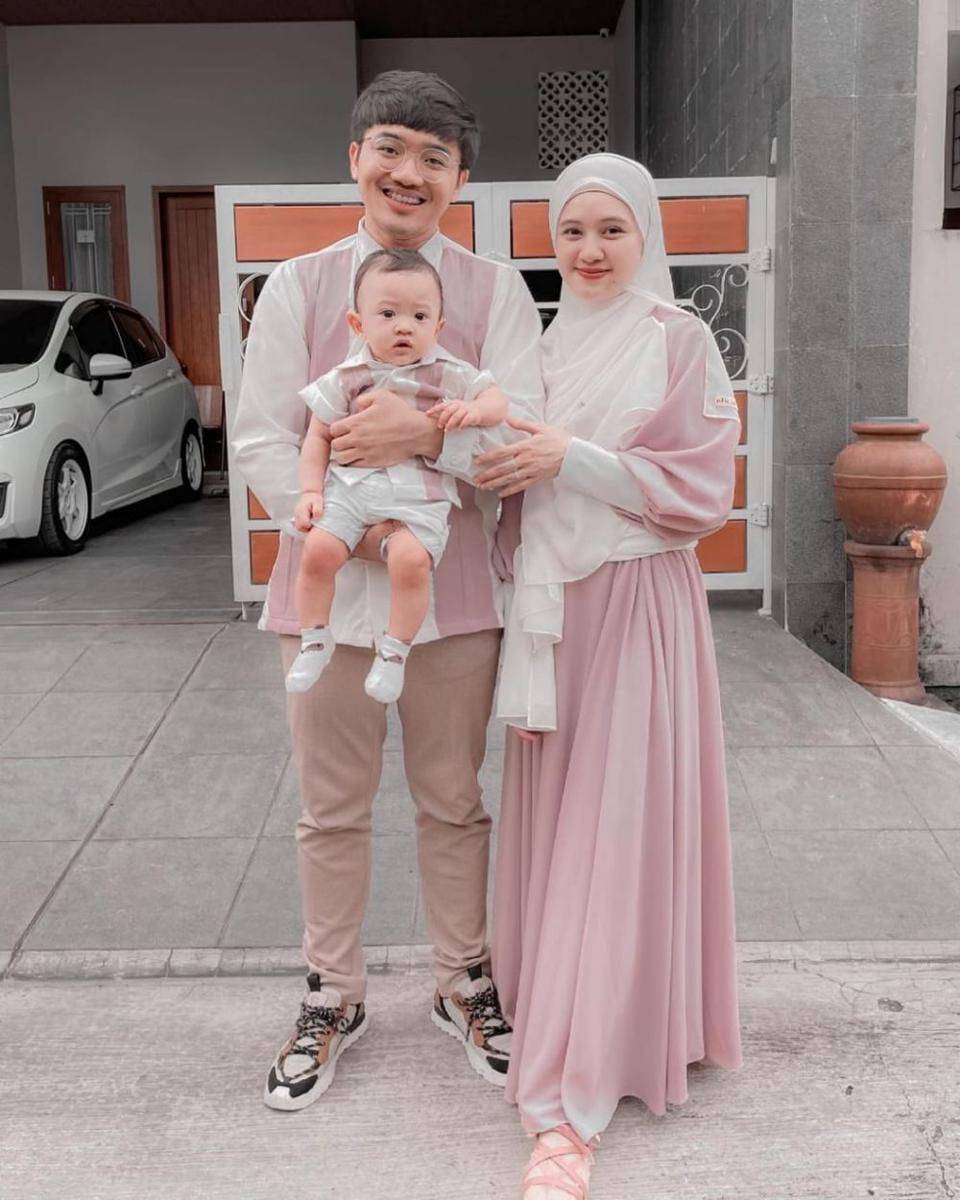keluarga Wayan Ixora (instagram.com/wayanixora_)