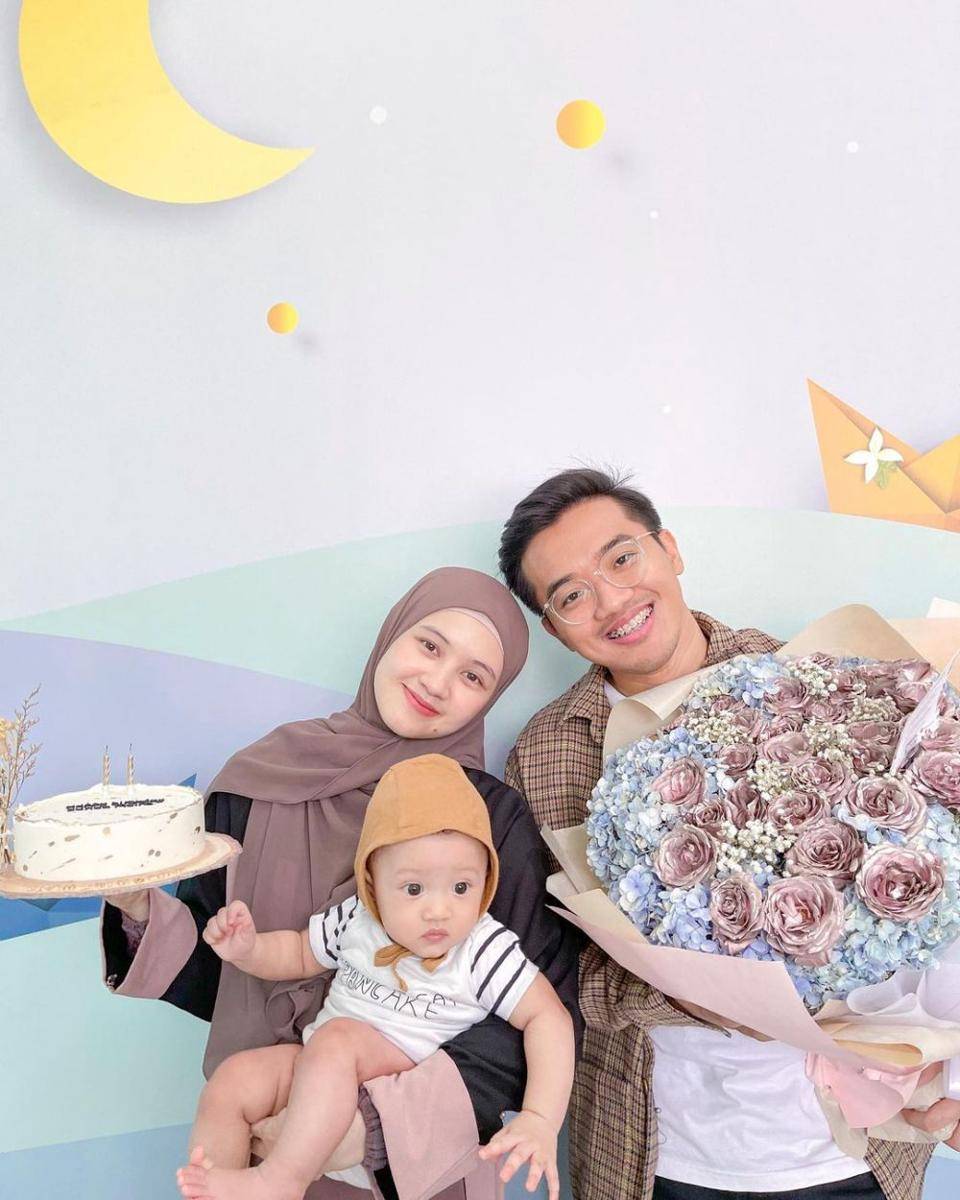 keluarga Wayan Ixora (instagram.com/wayanixora_)