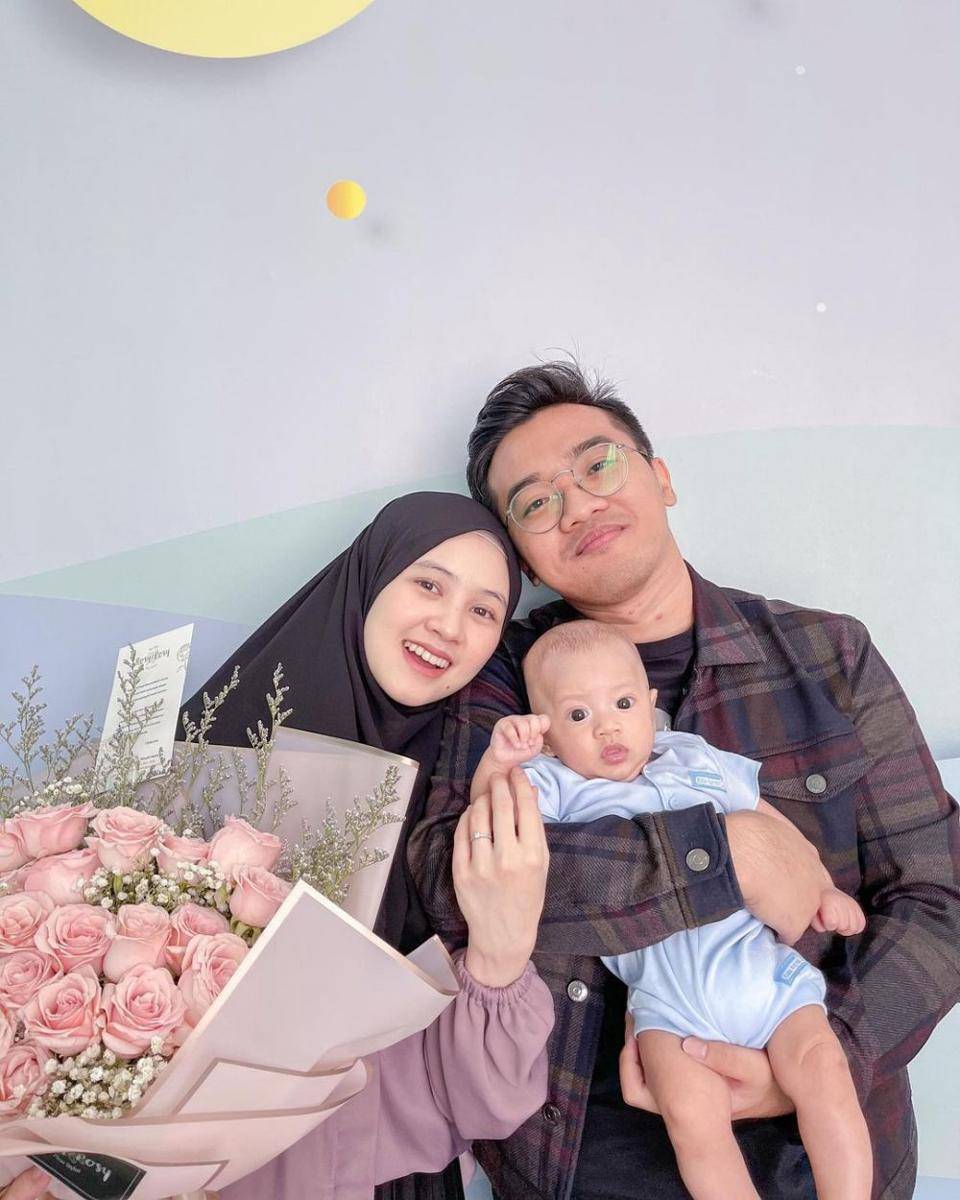 keluarga Wayan Ixora (instagram.com/wayanixora_)