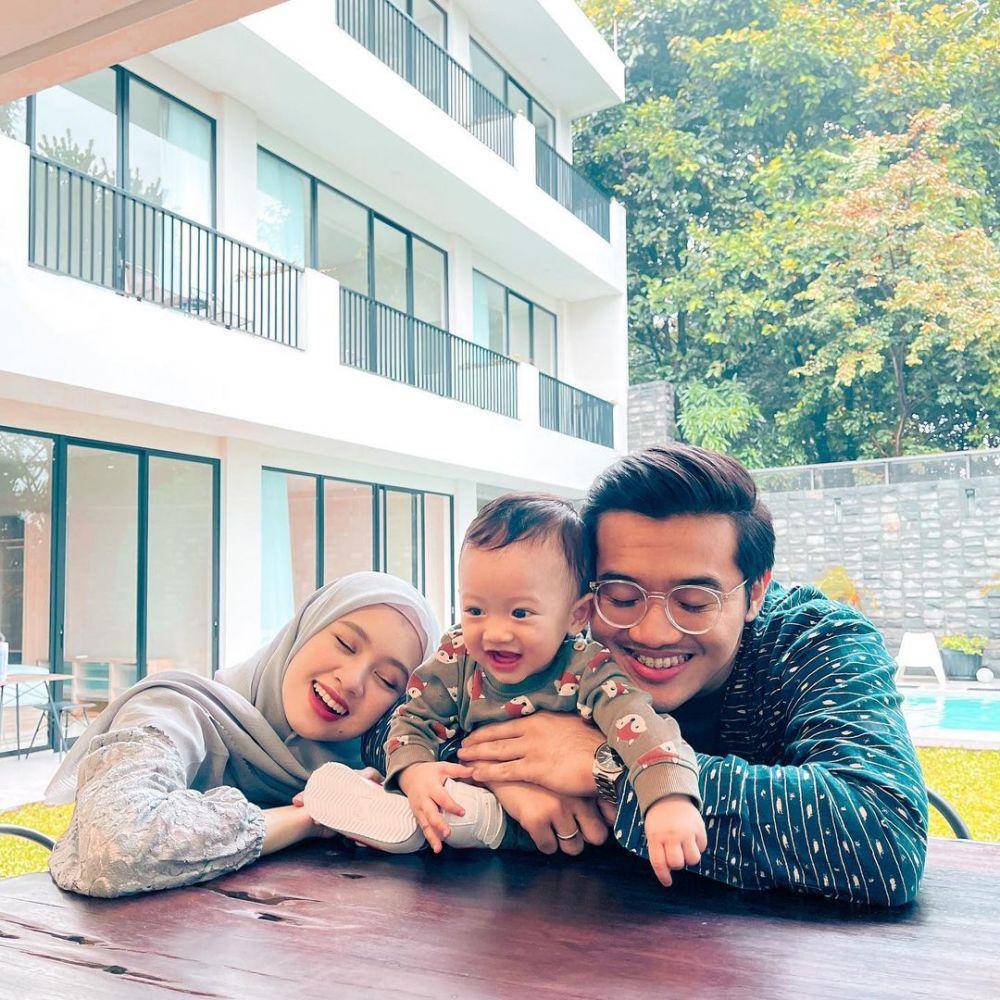 keluarga Wayan Ixora (instagram.com/adindaamiraa)