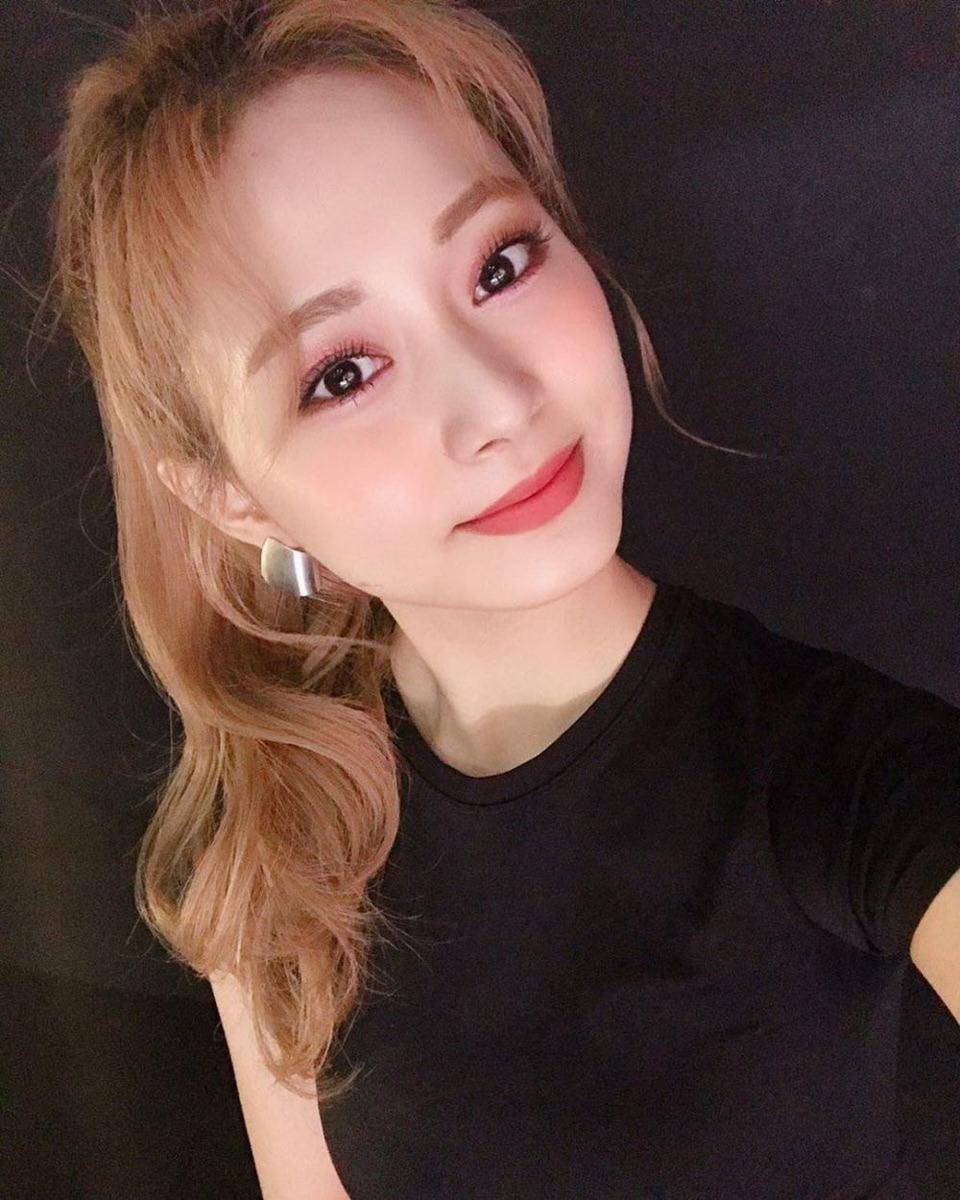 potret Tzuyu (instagram.com/queentzuyu)