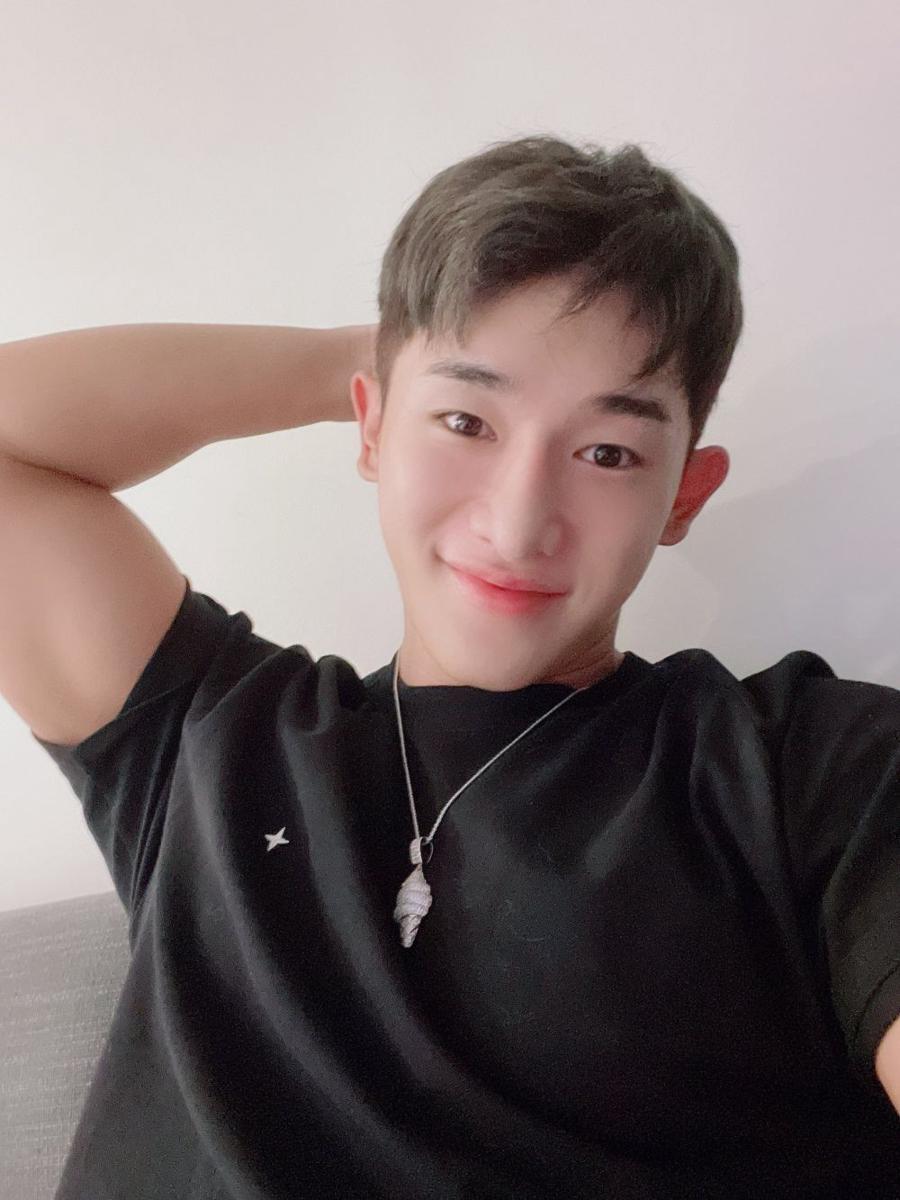 10 Potret Terbaru Wonho yang Segera Rilis Album Baru, Gemoy Parah!
