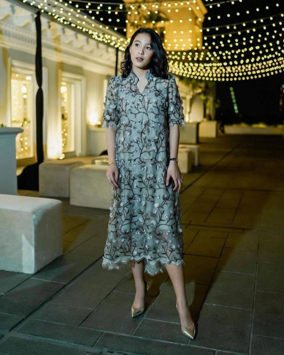 Gaya Kondangan Alifiya Arkana, Anak Dede Yusuf (instagram.com/sendyyusuf)