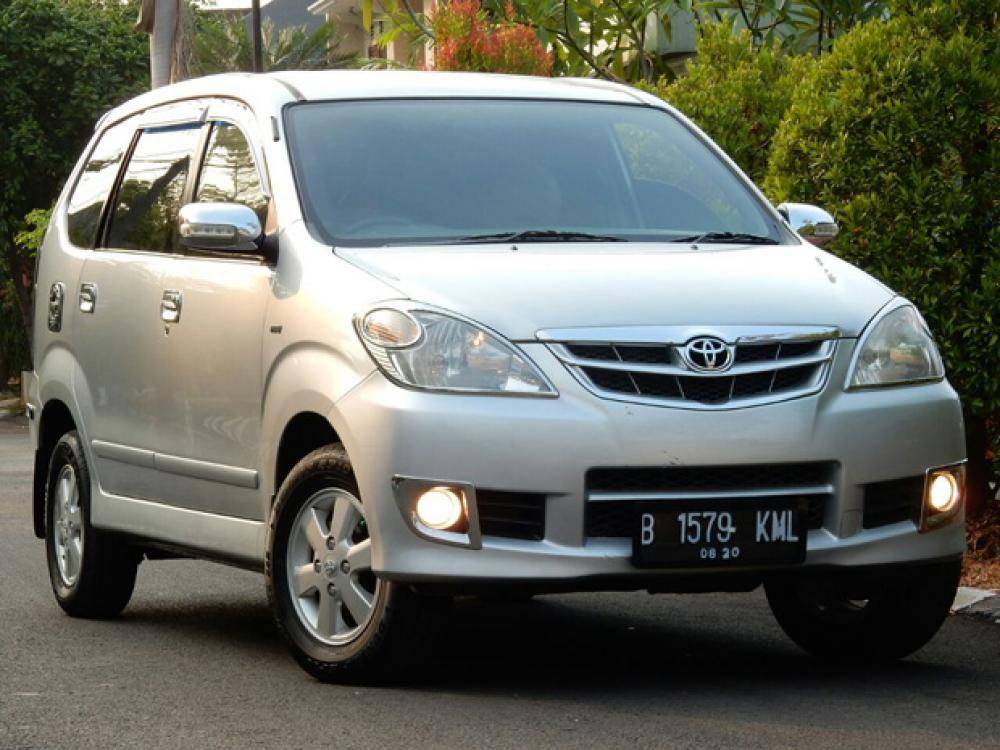 Toyota Avanza 2010 tipe G (mobil123.com)