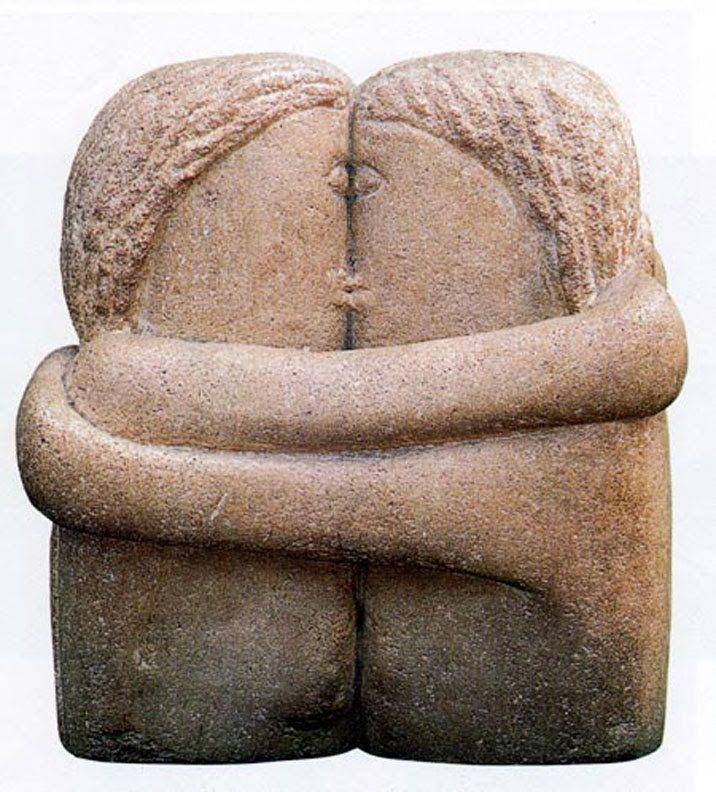 Patung "The Kiss" karya Constantin Brâncuși. (constantinbrancusi.org)