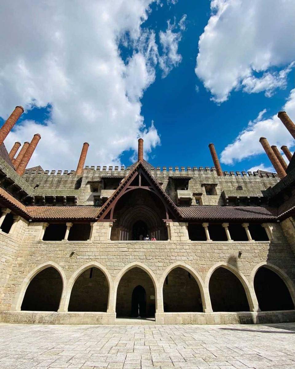 Paco dos Duques de Braganca (instagram.com/portoinspira)