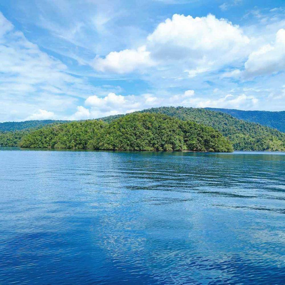 Danau Towuti (instagram.com/malawildan)