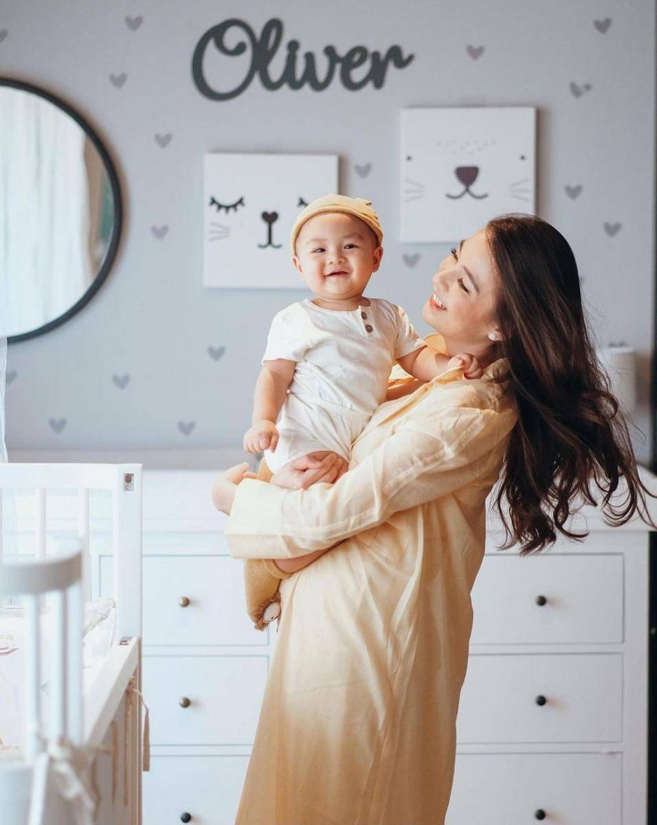 potret Chelsea Olivia dan buah hati (instagram.com/dante.oliver.alinskie)