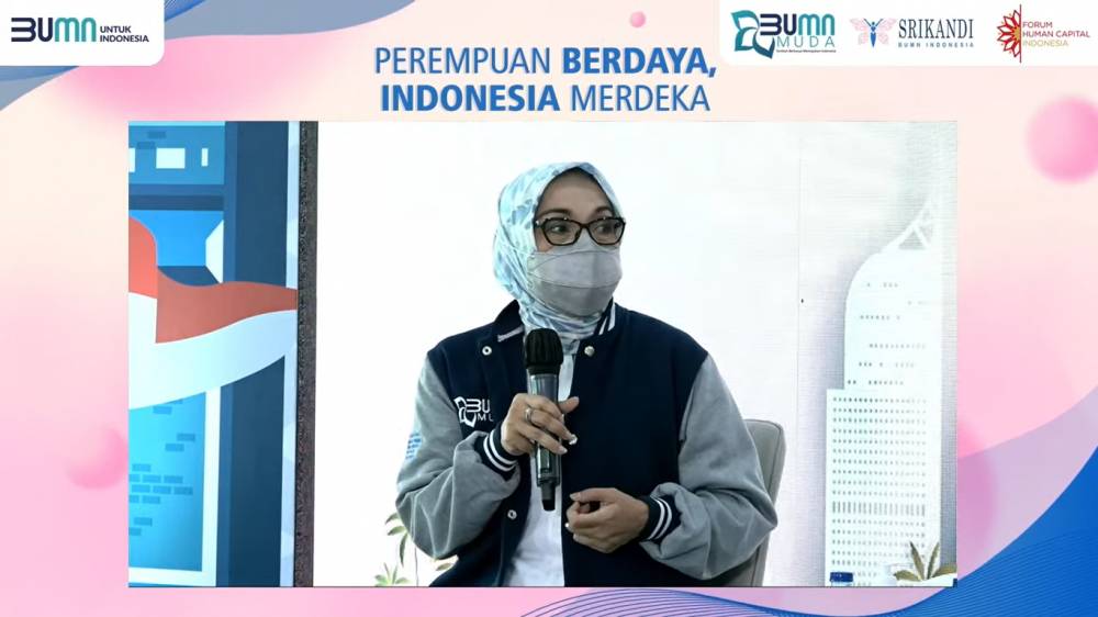 Ketua Srikandi BUMN Tina T. Kemala Intan dalam Webinar Perempuan Berdaya, Indonesia Merdeka oleh BUMN Muda. Rabu (25/08/2021). IDN Times/Fajar Laksmita