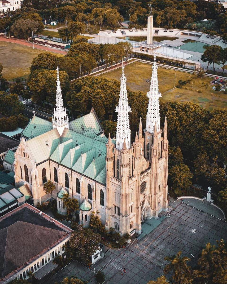Gereja Katedral, Jakarta (instagram.com/alivikry)