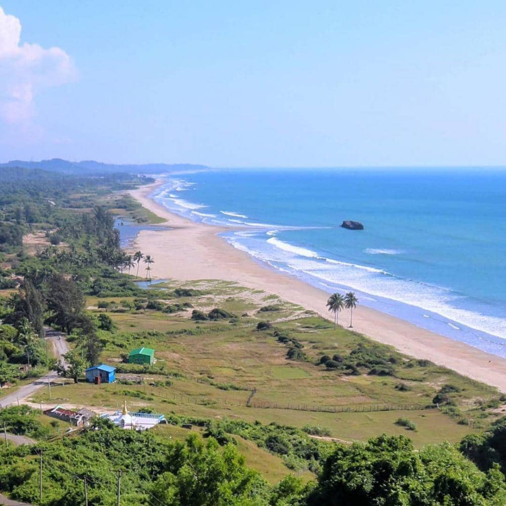 Ramree Island (instagram.com/arezarni)