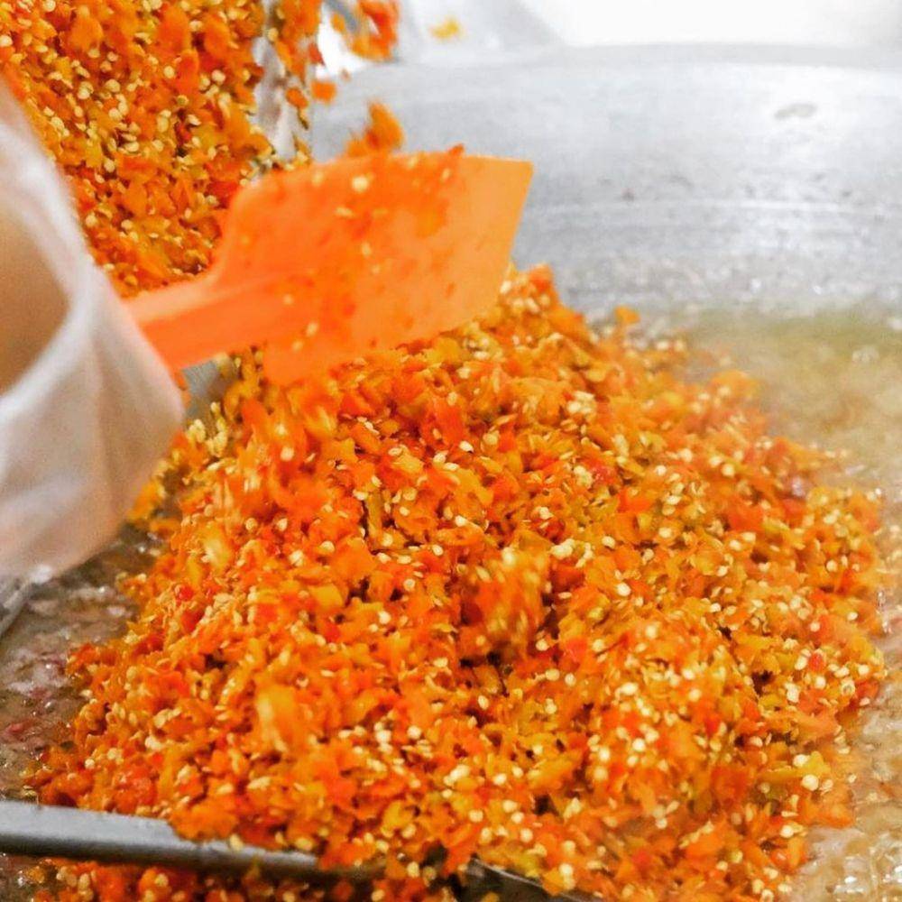 Sambal bawang matang (instagram.com/warung_cak_kris_hamperrs_hop)