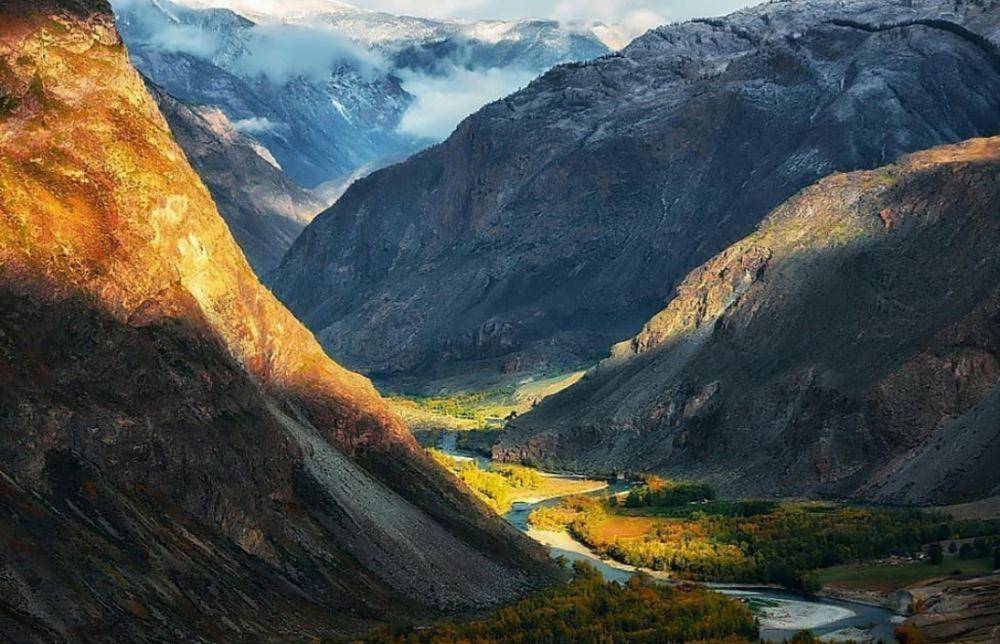 Pegunungan Emas Altai (instagram.com/8naturemiracle8)