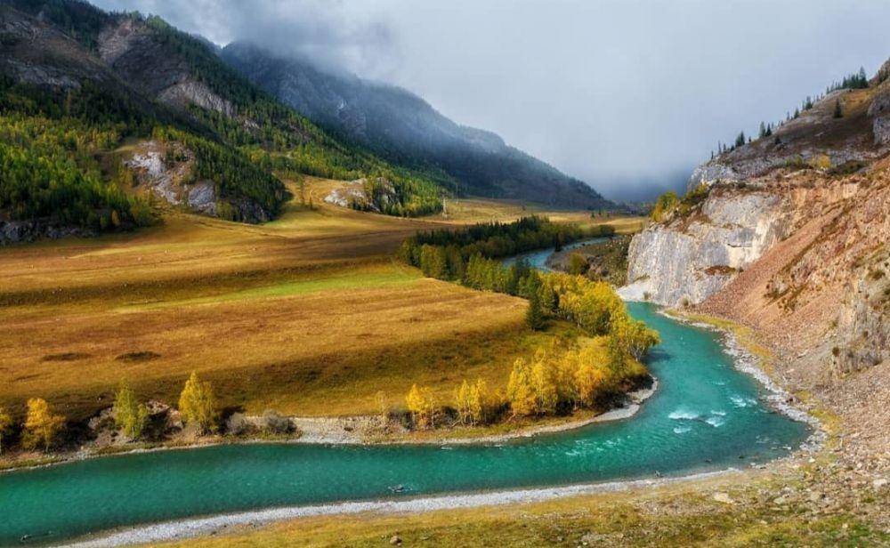 Pegunungan Emas Altai (instagram.com/8naturemiracle8)