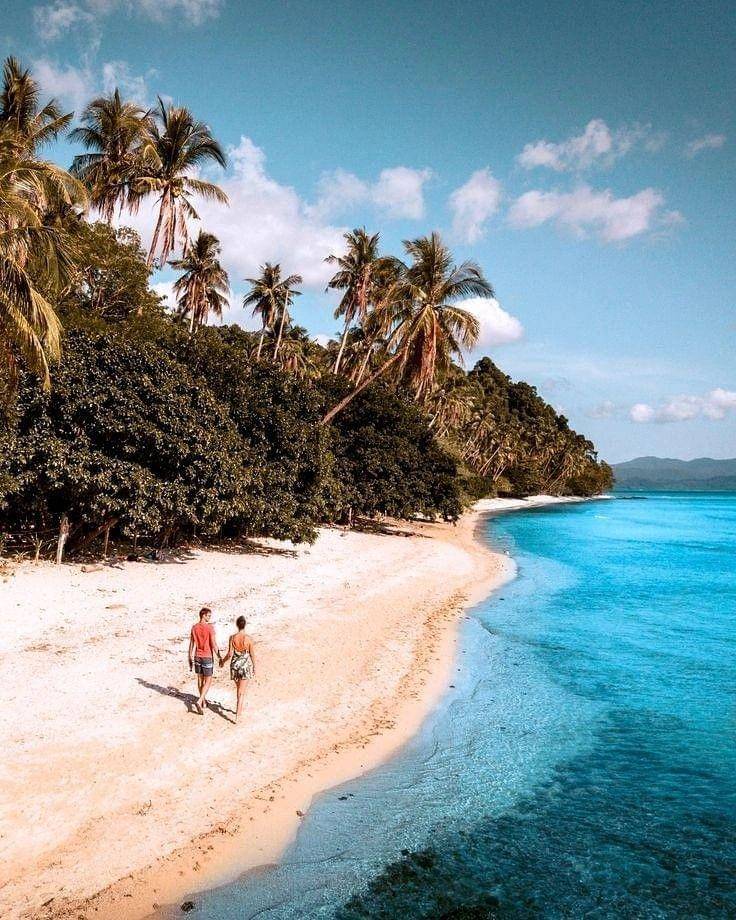 El Nido (instagram.com/travels_fervour_)