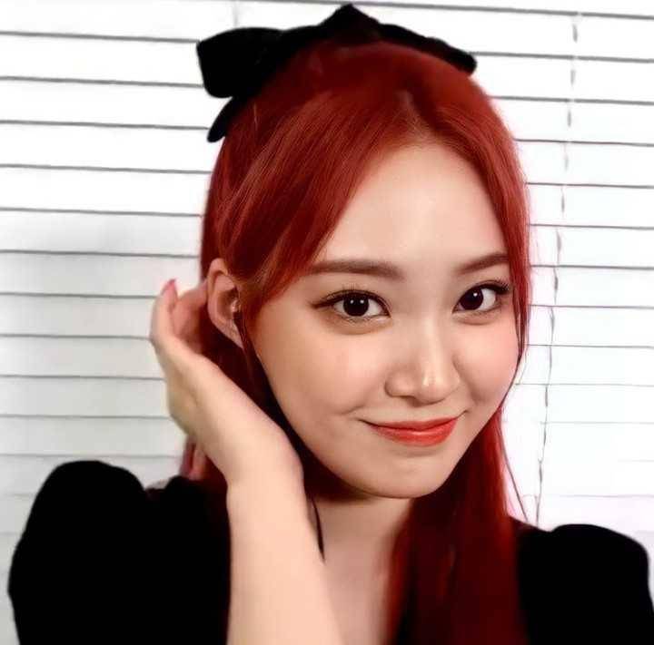 Zoa Weeekly (instagram.com/zoaa_id)