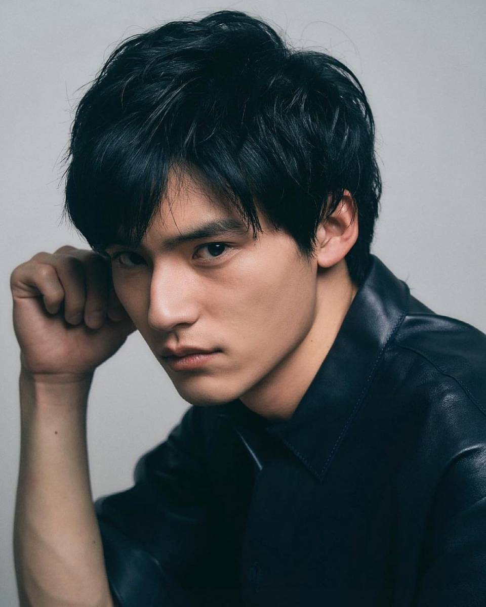 Kenshi Okada (instagram.com/miy.kenshi.fan)