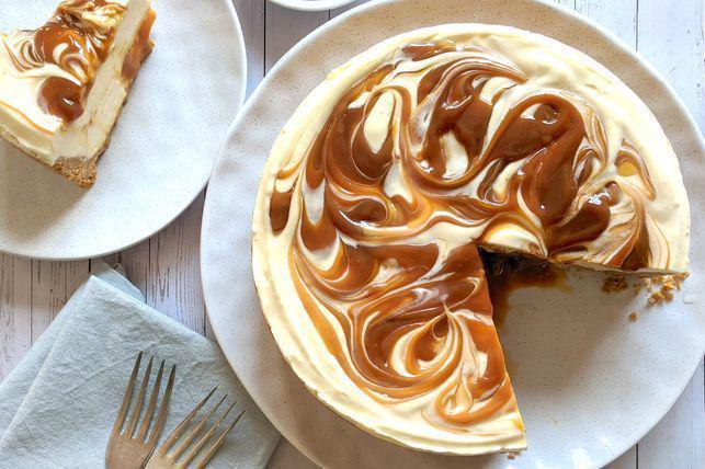 5 Inspirasi Kreasi Dessert dari Salted Caramel Cake, Awas Ketagihan!