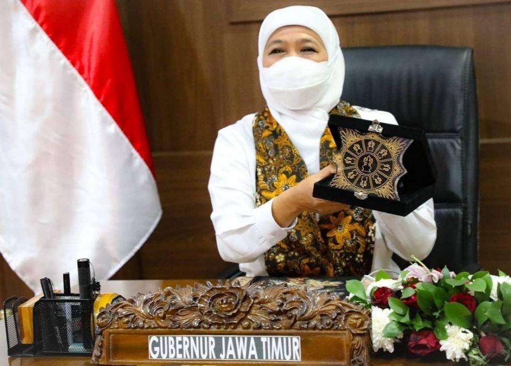 Khofifah Kenalkan Plakat Majapahit, Diduga Pernah Jadi Simbol Negara