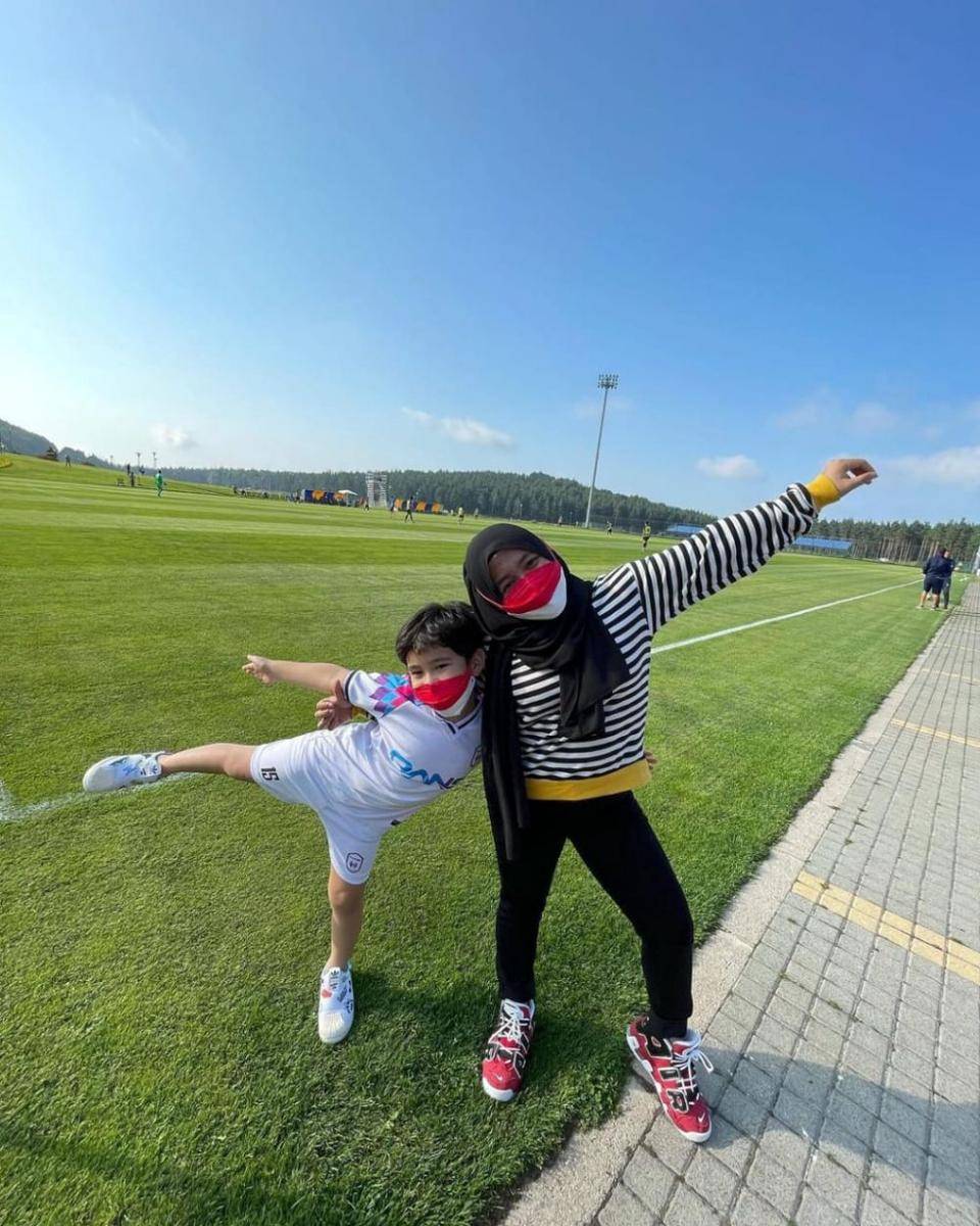 Rafathar Malik Ahmad (instagram.com/shela_lala96)