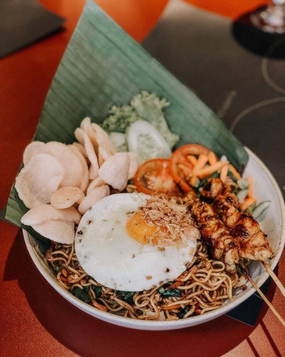 Tilu Kitchen and Patisserie (instagram.com/thefoodexplorer.id)