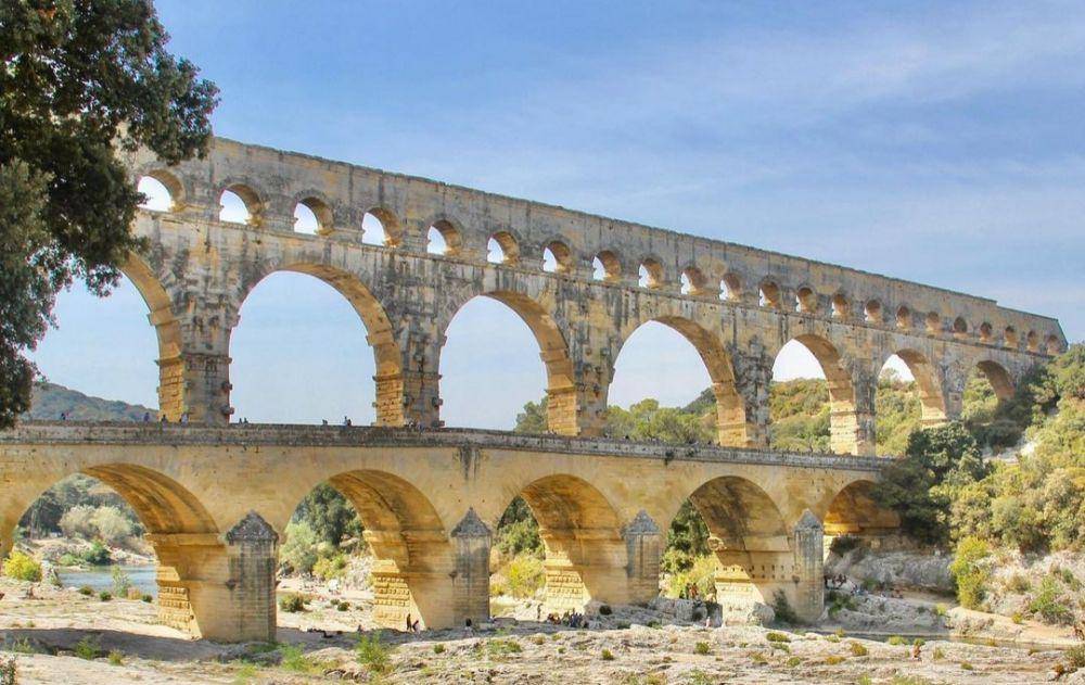 Roman Aqueduct (instagram.com/provencallife)