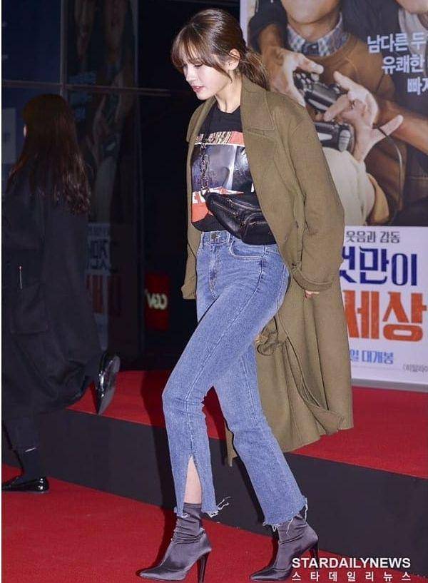 Outer Jeon Somi (instagram.com/somi_lover)