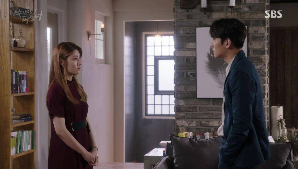 Cuplikan drama Suspicious Partner (dok. SBS/Suspicious Partner)