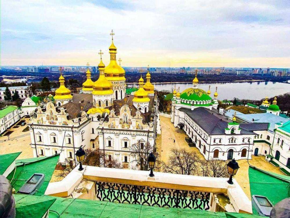 Kyiv Pechersk Lavra (instagram.com/gabbypil)