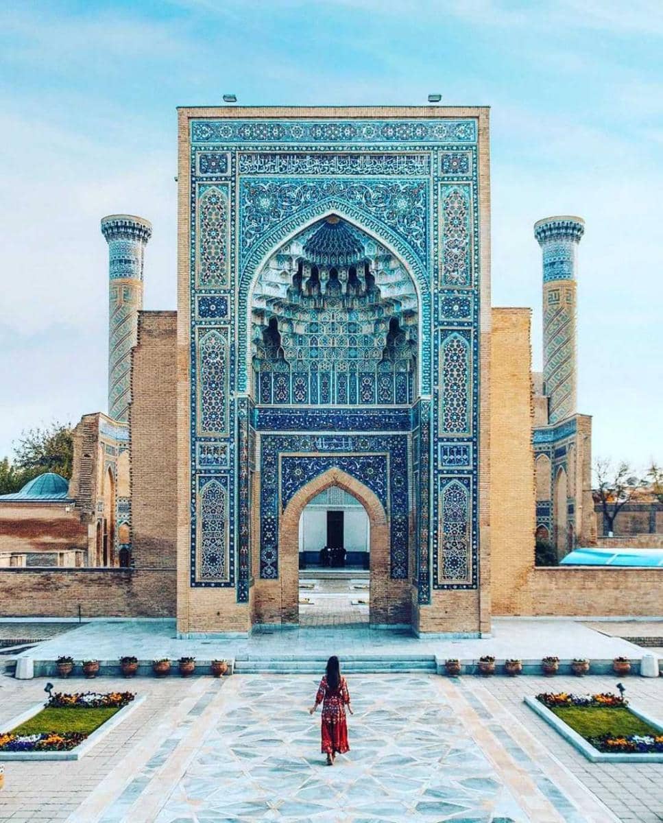 Mausoleum Gur-e-Amir (instagram.com/_islamicarchitecture__)