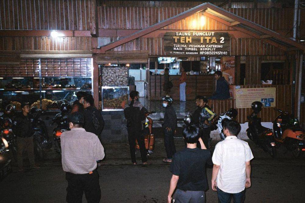 Saung Punclut Teh Ita (instagram.com/neurastenia15)