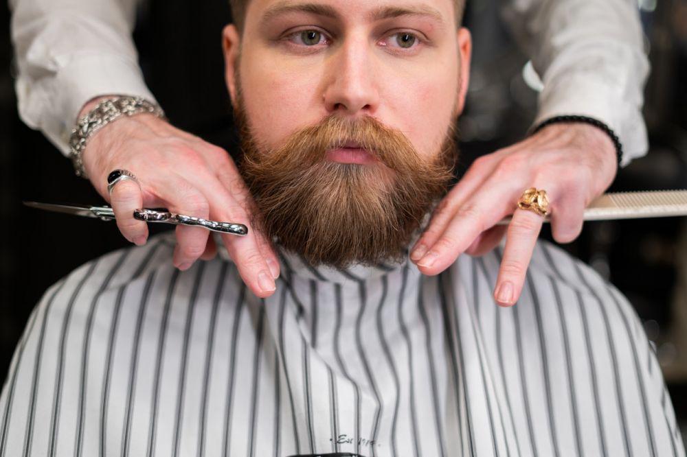 6 Cara Cepat Menumbuhkan Kumis, Mudah dan Gak Bikin Ribet!
