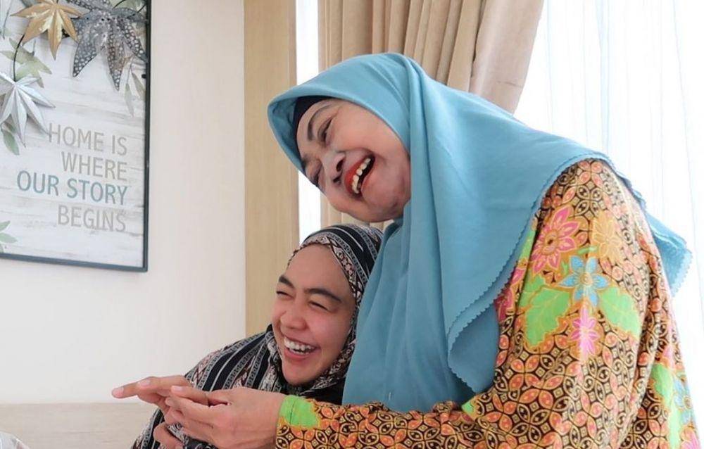 Ria Ricis dan ibu (instagram.com/riaricis1795)