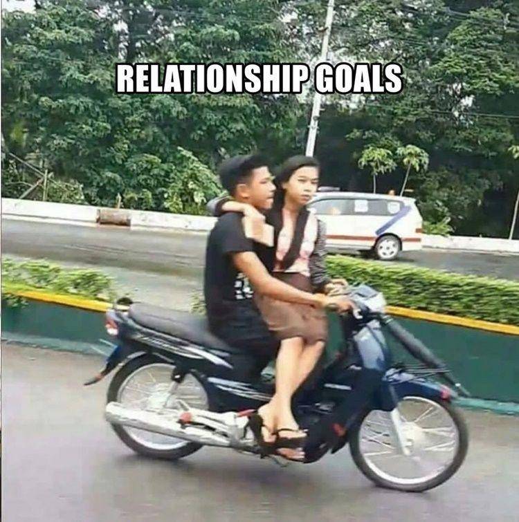 meme pacaran naik motor (facebook.com/luculucuajahh2.0)