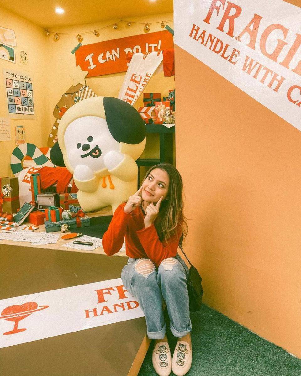 Bawahan celana jeans Marsha Aruan (instagram.com/aruanmarsha)