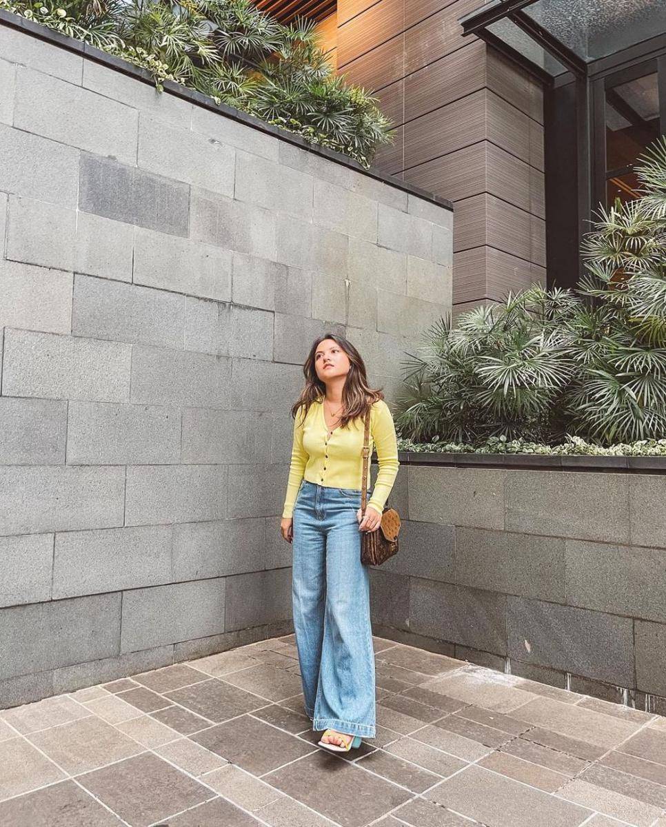 Bawahan celana jeans Marsha Aruan (instagram.com/aruanmarsha)