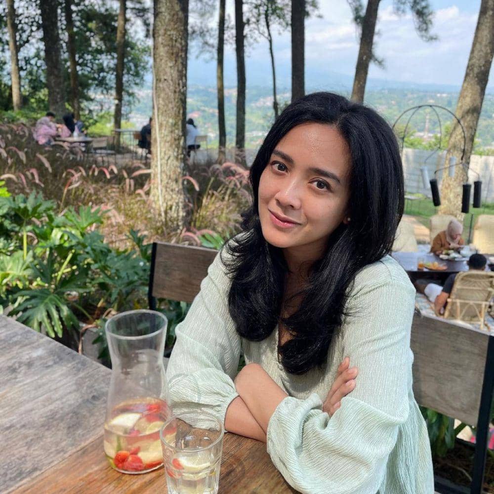 Dea Ananda (instagram.com/dea_ananda)
