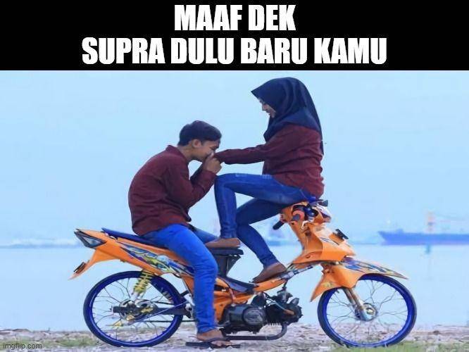 meme pacaran naik motor (twitter.com/dailysuprafit)