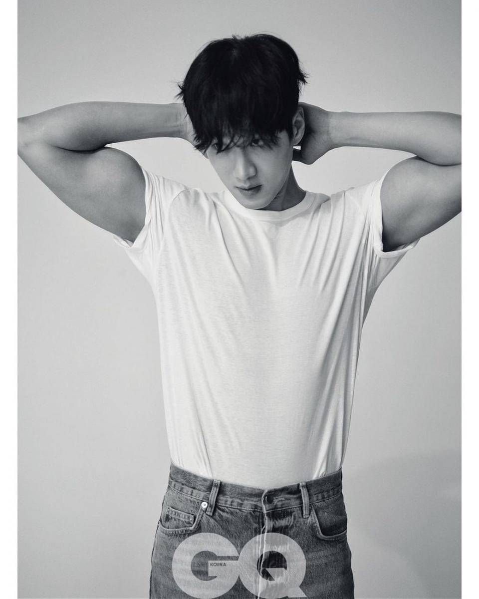 Ahn Bo Hyun (instagram.com/bohyunahn)