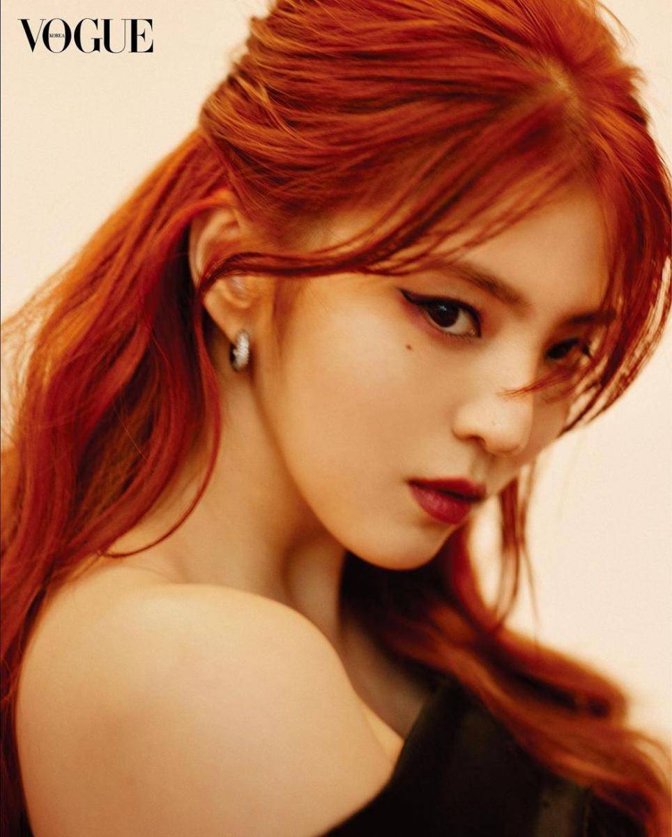 Han So Hee (instagram.com/xeesoxee)