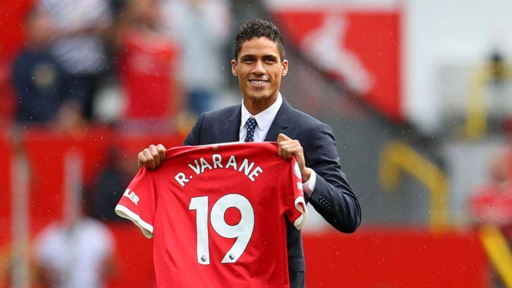 Raphael Varane resmi bergabung dengan Manchester United (90min.com)