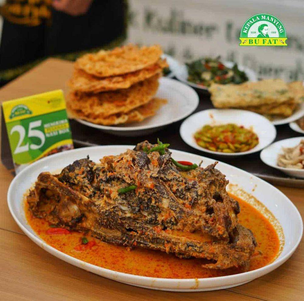 Kepala Manyung Bu Fat (instagram.com/kepalamanyung.bufat)