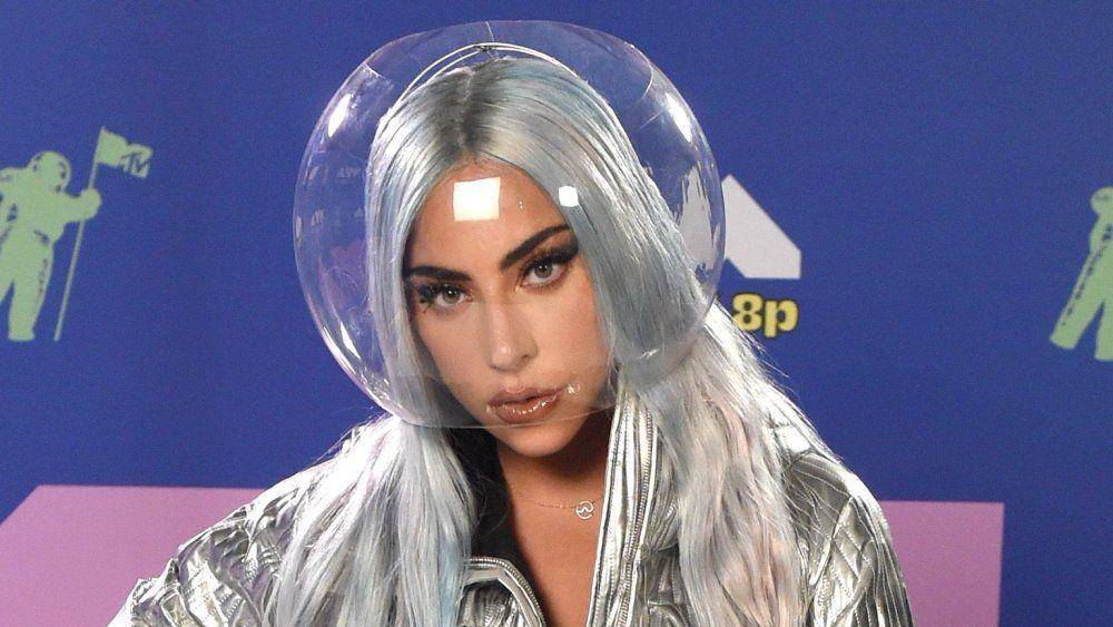 Potret Lady Gaga di ajang penghargaan Video Music Awards 2020. (thelist.com)