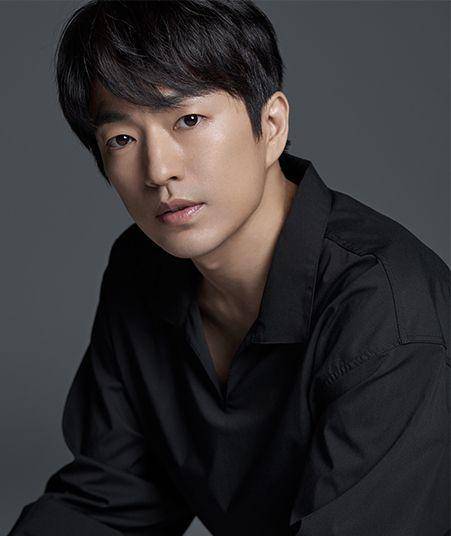 Jung Moon Sung (asianwiki.com)